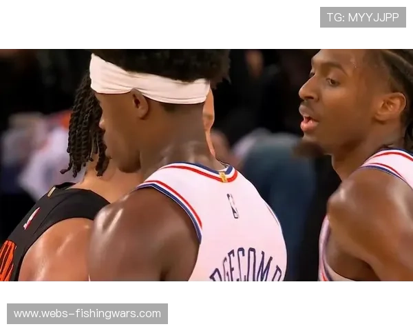 埃奇库姆末节连得7分，76人客场掀翻东部第二